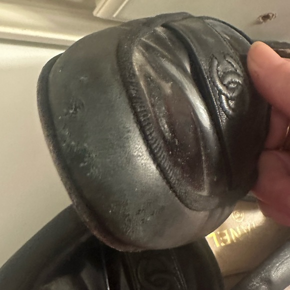 CHANEL LAMBSKIN & PATENT LEATHER BLACK LOAFERS - Picture 6 of 10